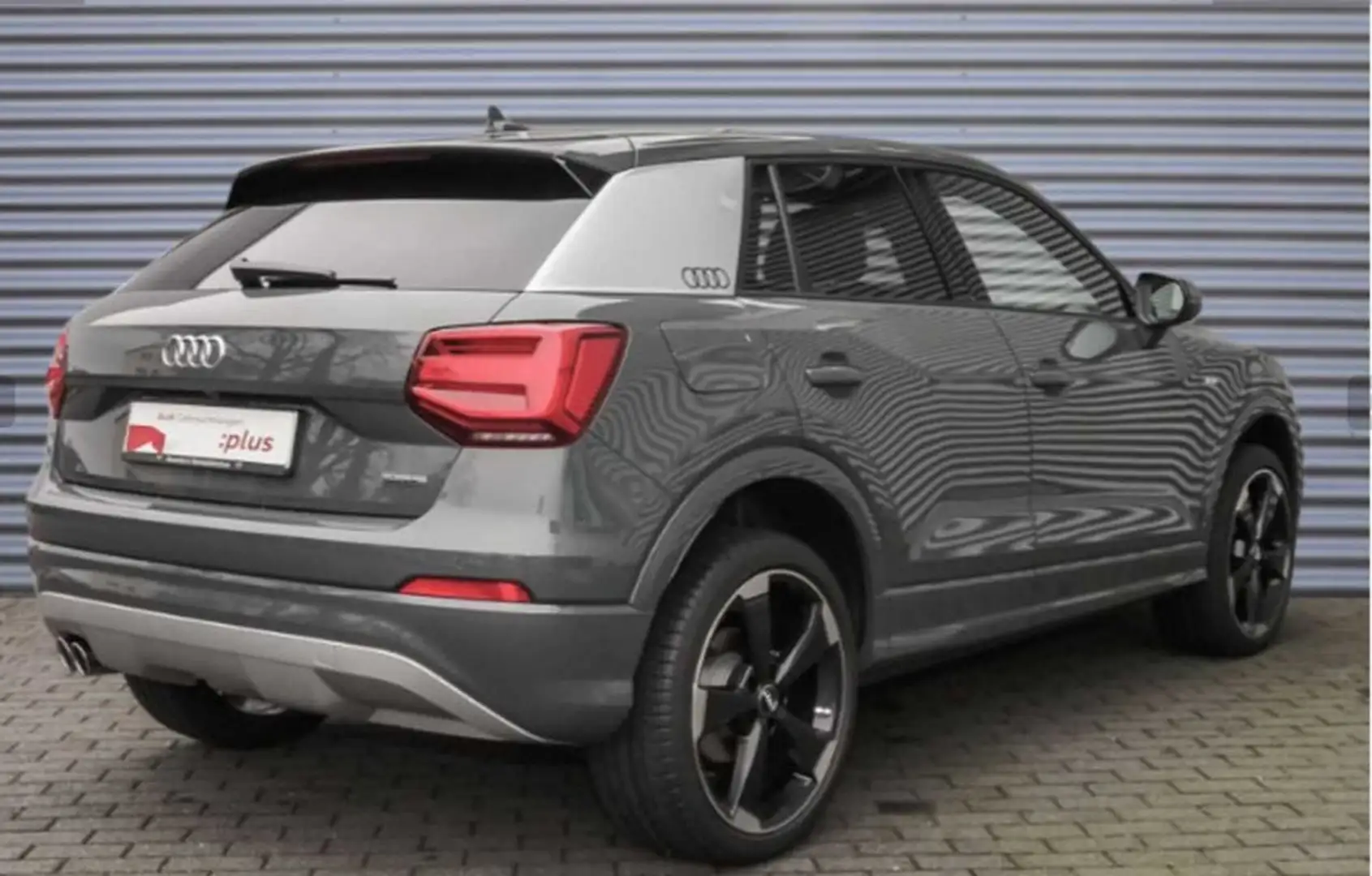 Audi Q2 1.4 TFSI S-LINE Gris - 2