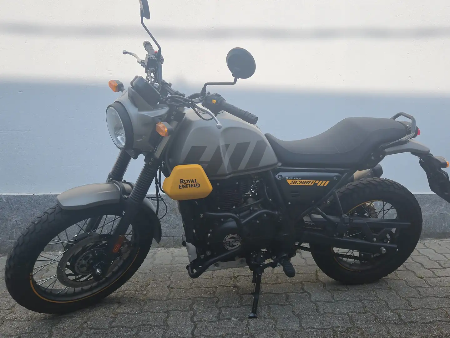 Royal Enfield Scram 411 EURO 5 ABS Grigio - 2