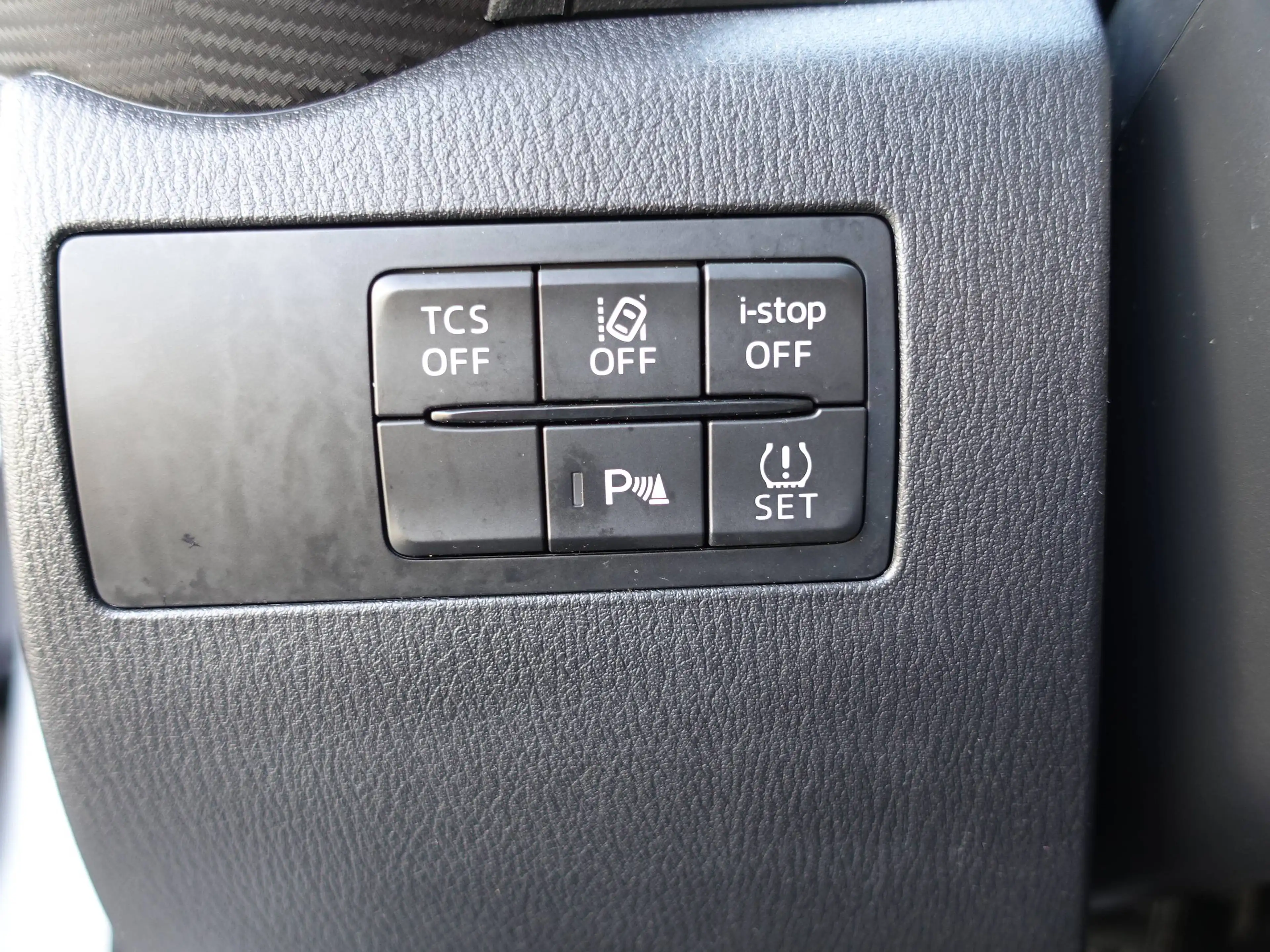 Mazda CX-3 CX-3/G150/AWD/REVOLUTION — photo 10