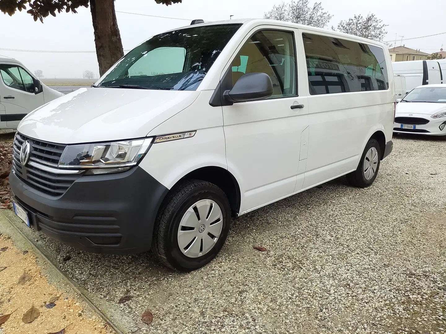 Volkswagen T6 Caravelle 2.0 TDI 110CV PC Trendline IVA ESPOSTA Bianco - 2