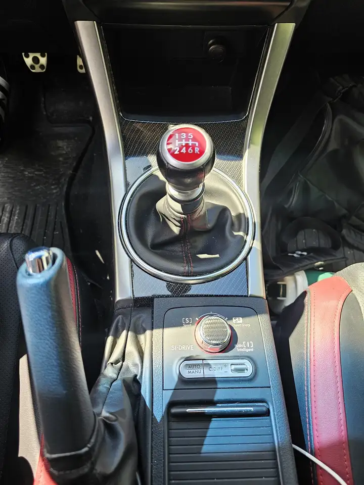Subaru WRX снимка Subaru WRX