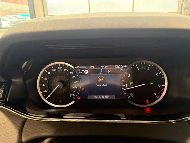 Land Rover Range Rover Evoque view 7