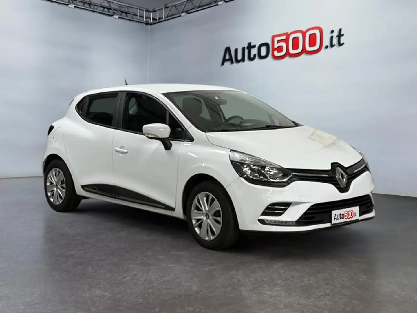 Renault Clio Clio 0.9 tce energy Life Gpl 90cv my18 Weiß - 2