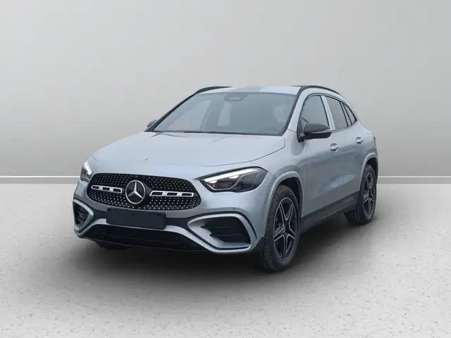 Mercedes-Benz GLA 200 d Automatic 4MATIC