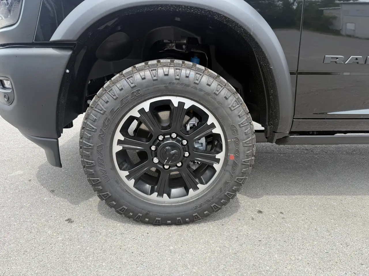 RAM 2500 снимка RAM 2500