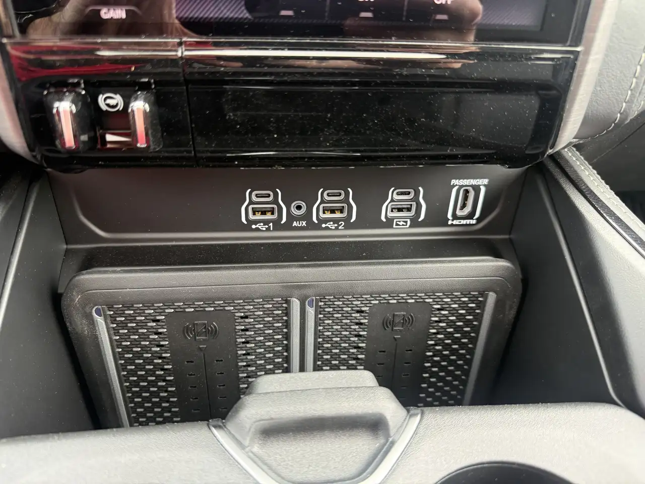RAM 2500 снимка RAM 2500
