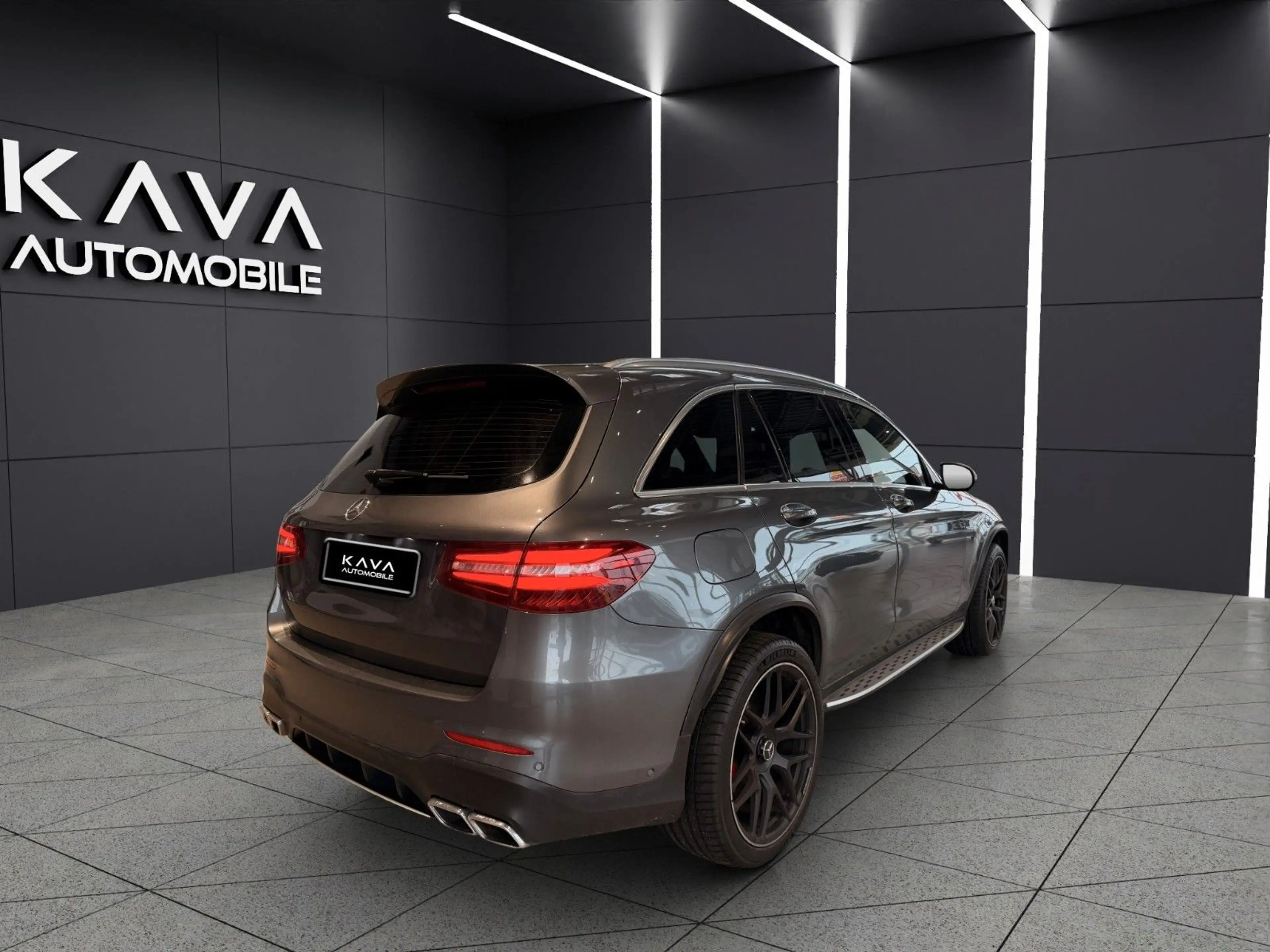 Mercedes-Benz GLC 63 AMG *4Matic*V8*Panorama*360Kamera*LED — photo 6