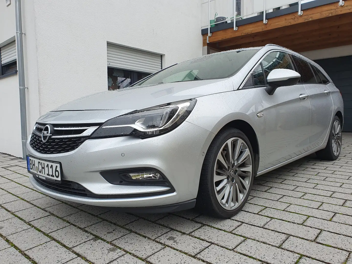 Opel Astra Astra 1.6 D Start/Stop Sports Tourer Dynamic Silber - 1