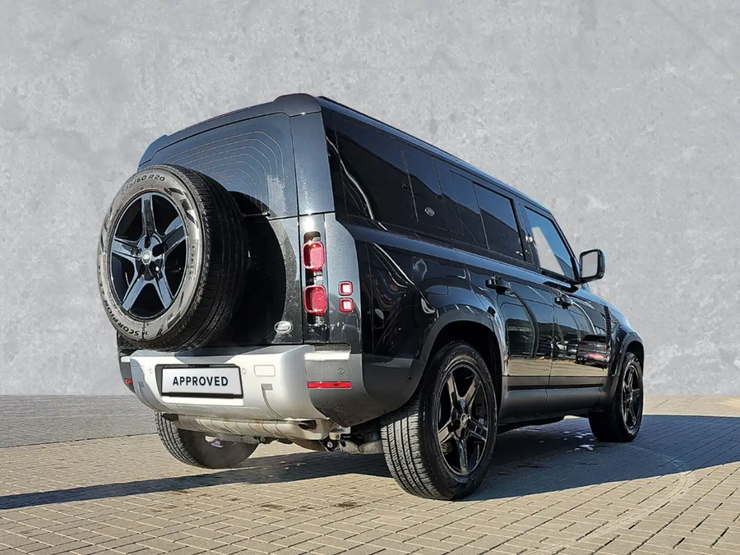 Land Rover Defender 110 P400 SE Schwarz - 2