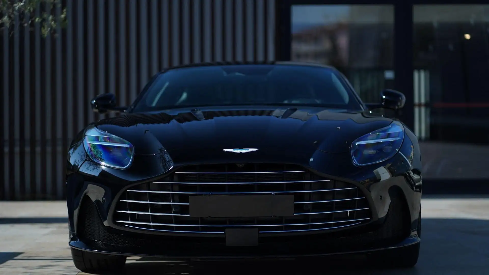 Aston Martin DB12 V8 COUPE 26MY Nero - 2