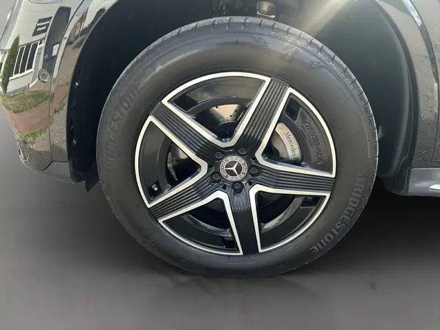 Mercedes-Benz GLC view 15