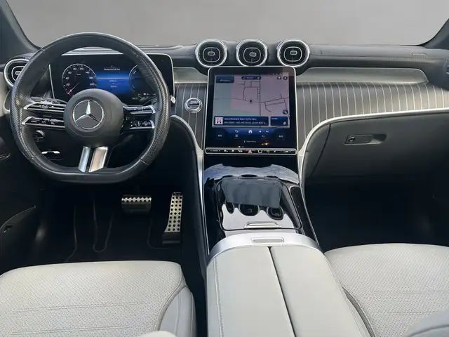 Mercedes-Benz GLC view 10