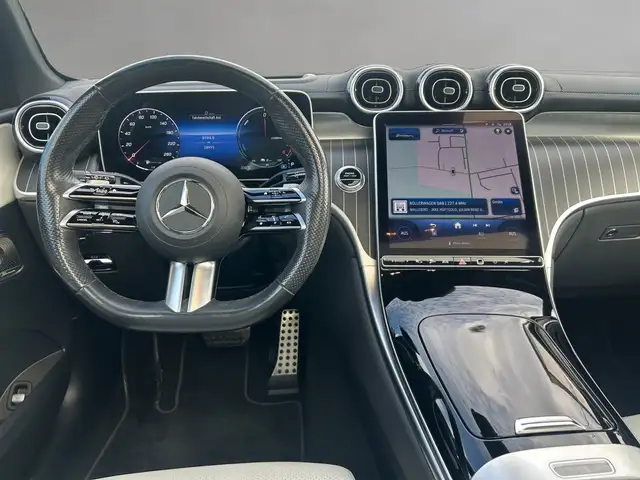 Mercedes-Benz GLC view 9