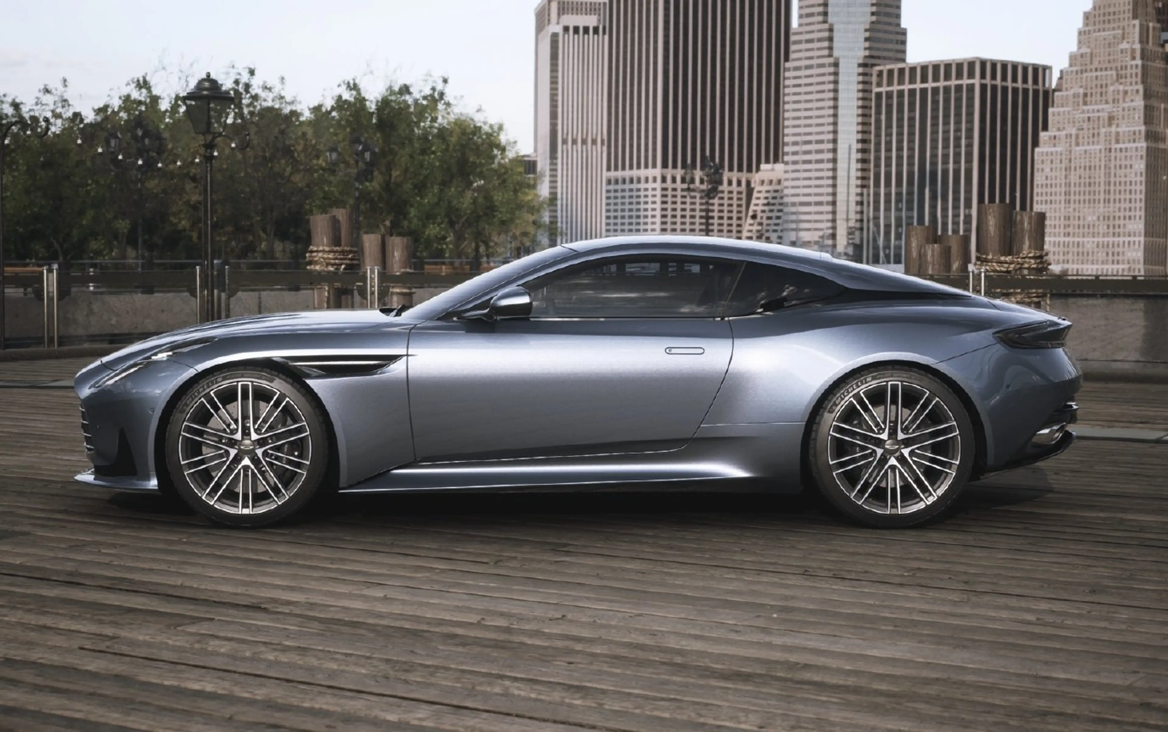 Aston Martin DB12 4.0L V8 680CV — photo 2