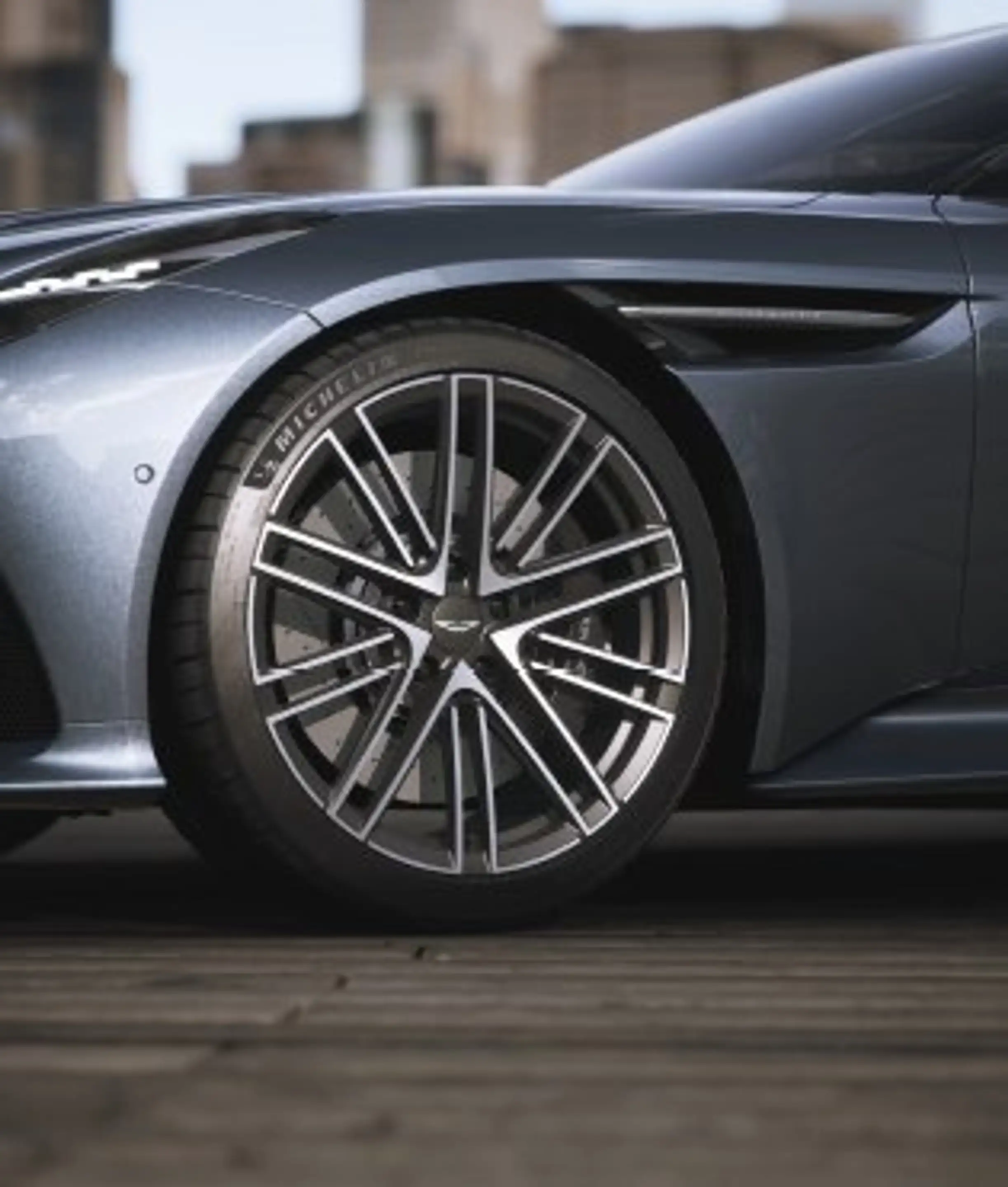 Aston Martin DB12 4.0L V8 680CV — photo 8