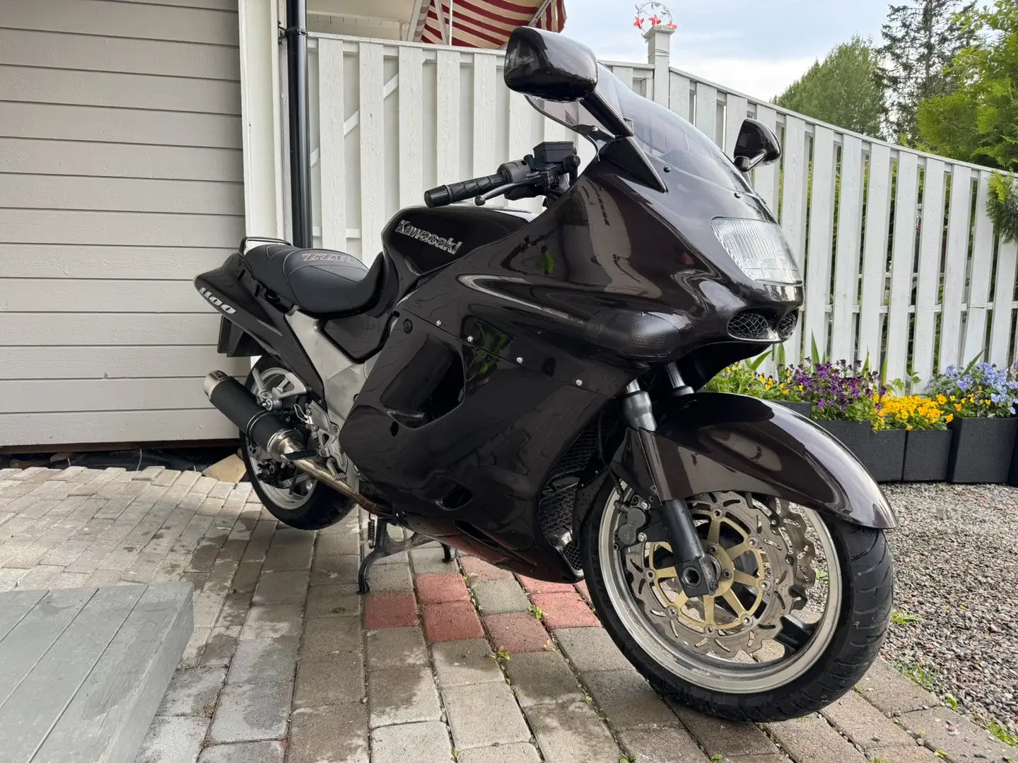 Kawasaki ZZR 1100 Rot - 1