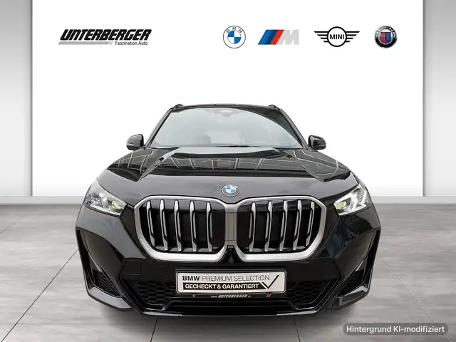 BMW X1 view 2