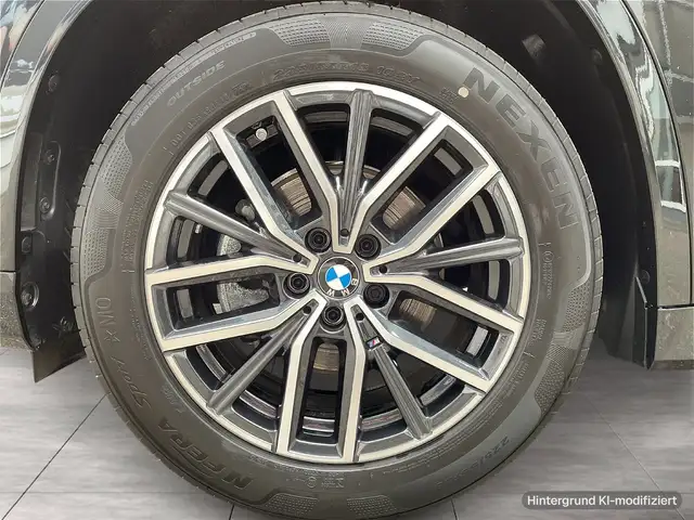 BMW X1 view 6