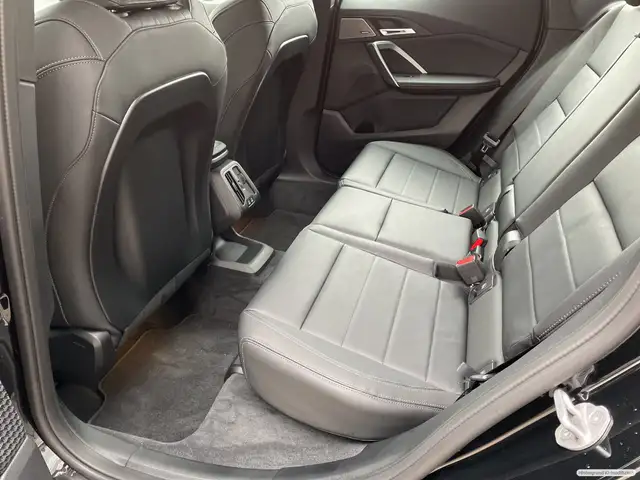 BMW X1 view 11