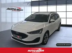 Ford Focus Cool & Connect LED / Tempomat Bluetooth
