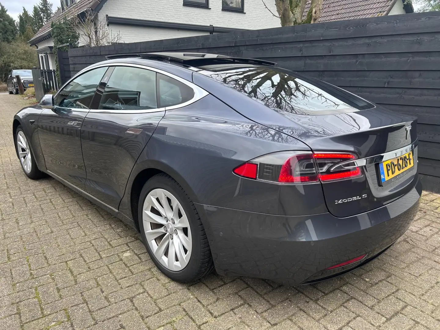 Tesla Model S 75D Base, Enhanced Autopilot, Pano, Carbon, Leder, Gris - 2