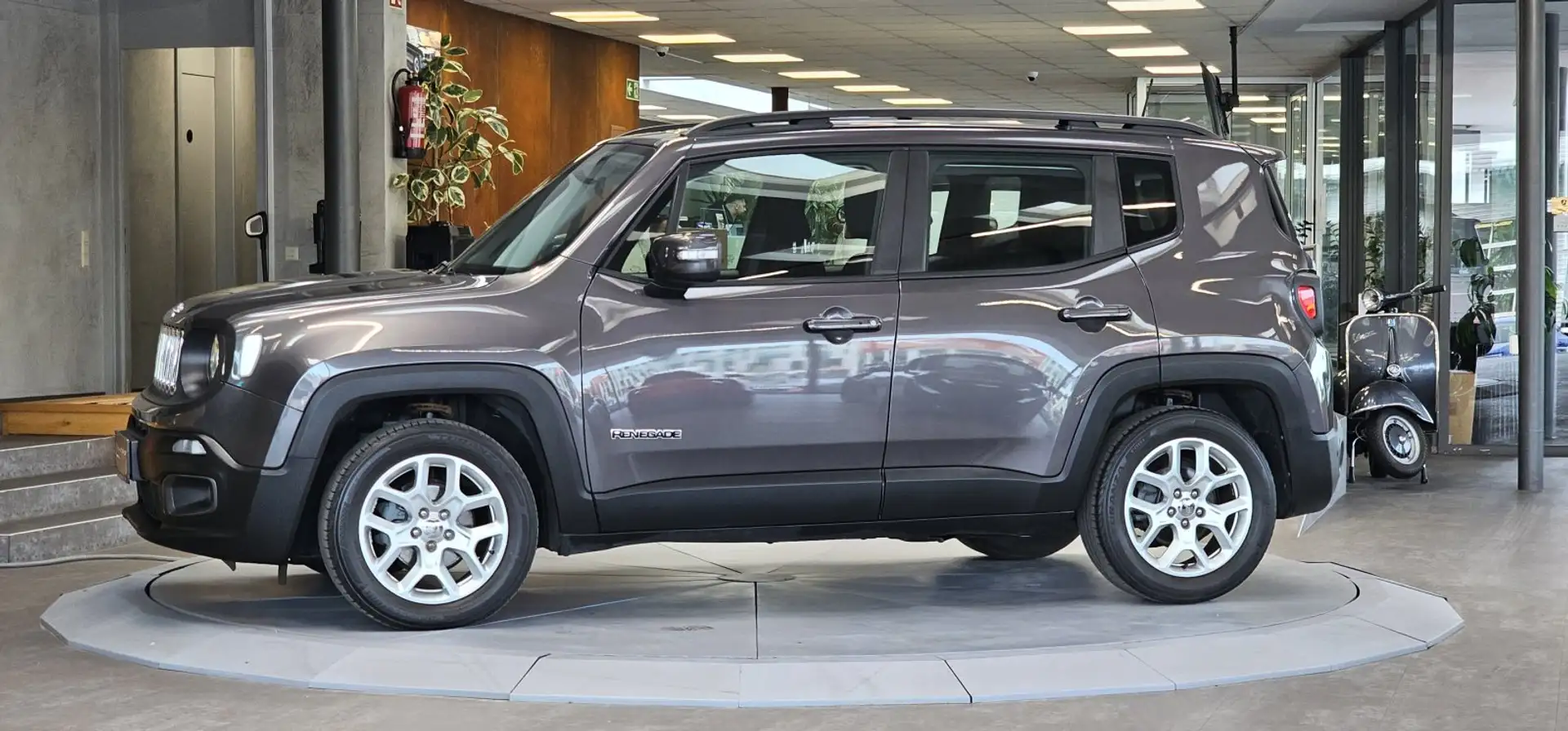 Jeep Renegade Longitude *Lenkradheizung*Tempomat*Dachreling* Grau - 2