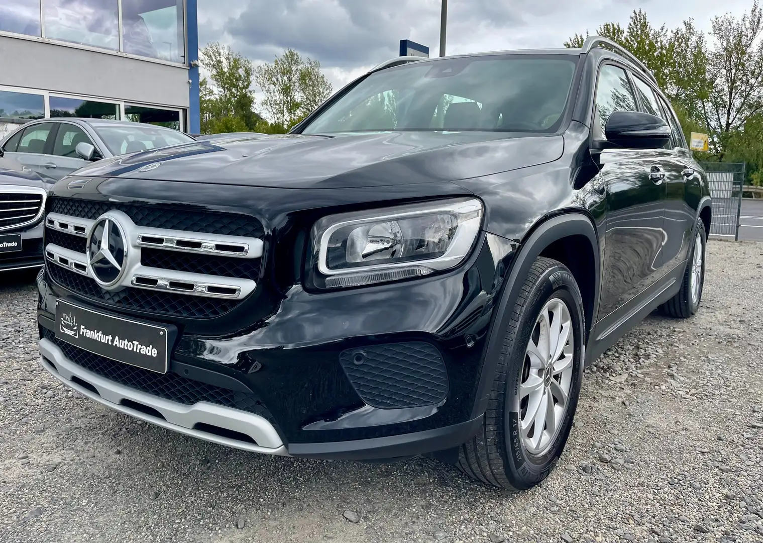 Mercedes-Benz GLB 200 GLB 200 D 8G-DCT*1-HAND*MBUX* Spurhalt*8 FACHBER* Schwarz - 1