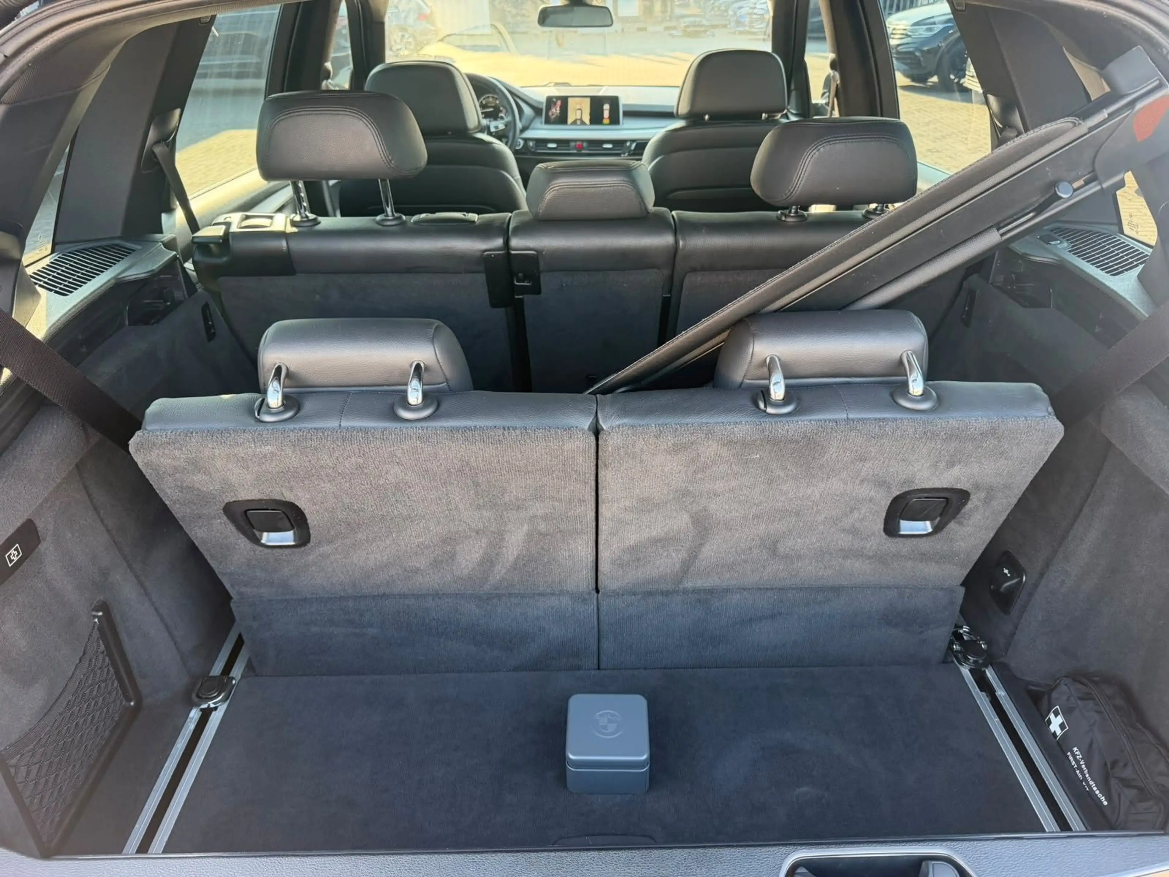 BMW X5 xDrive 30d LED*PANO*NAV*SHZ*TEMP*CAM*7SITZ — photo 15