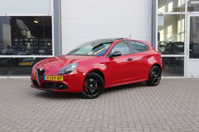 Alfa Romeo Giulietta 1.4 TURBO SPORT/ORIG.NL/PAN.DAK/1E EIG./DEALERONDE