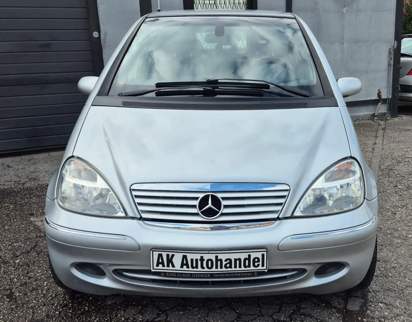 Mercedes-Benz A 170 CDI AVANTGARDE Aut Grüne Plakette 1 Hand Gris - 2