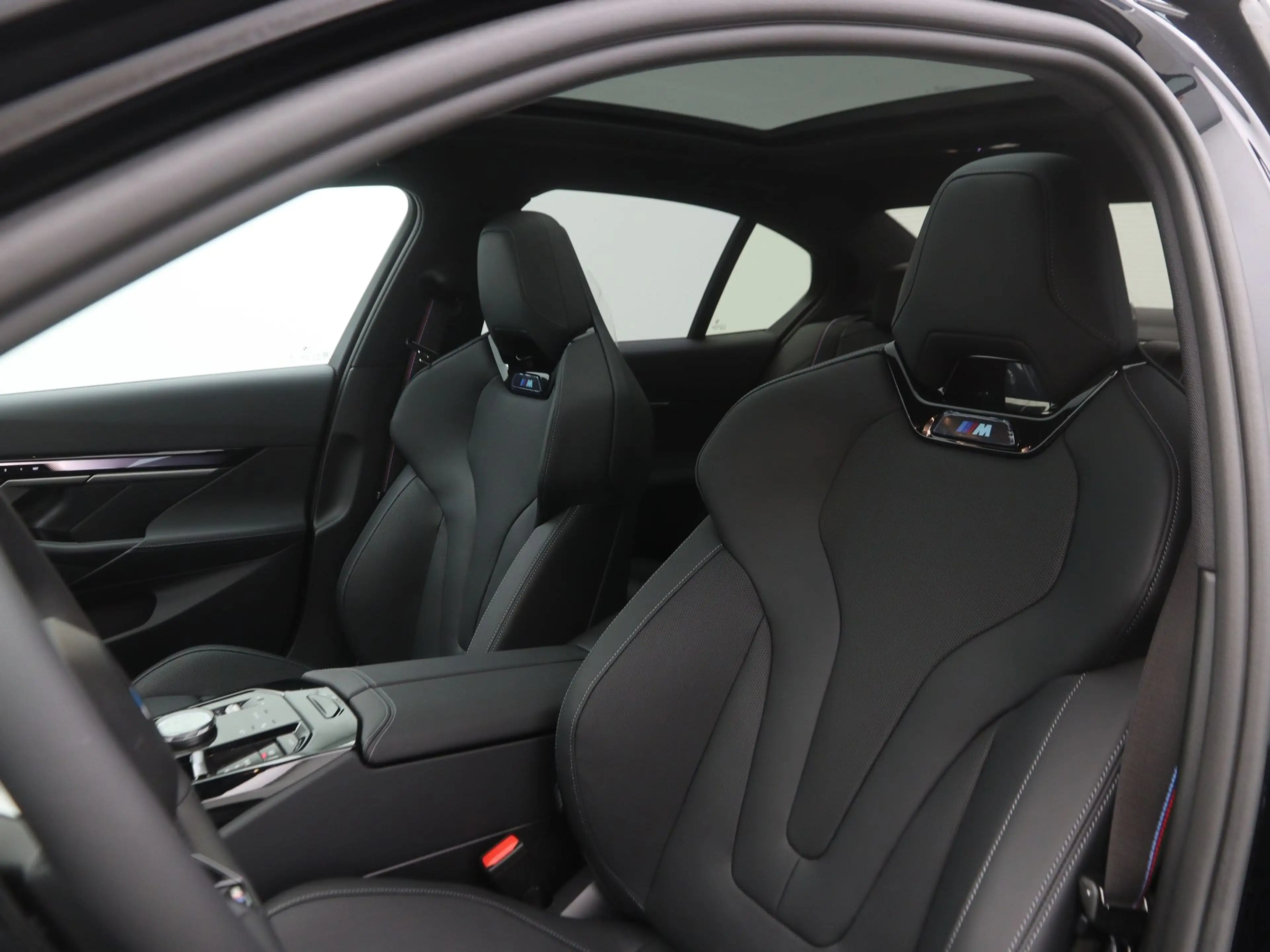 BMW i5 eDrive40 Sedan M-Sport Pro 84 kWh M-Sport Pro | Bo — photo 4