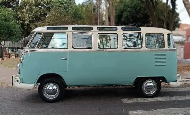 Volkswagen T1 Restauration complète T1 Samba 23 Fenêtres