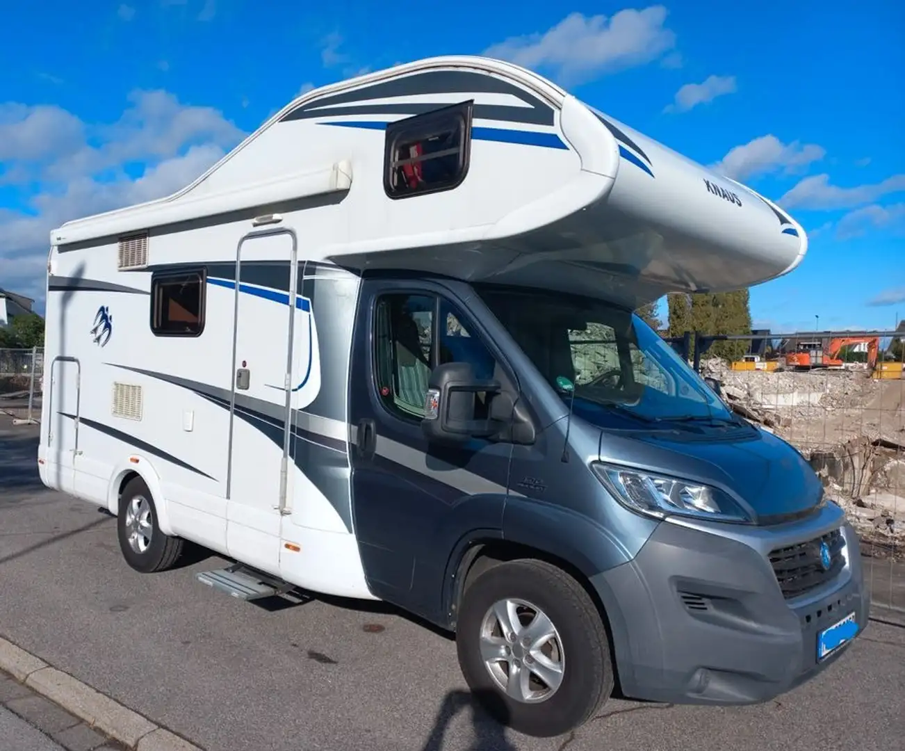 Caravans-Wohnm Knaus Knaus Sky Traveller 600 Weiß - 1