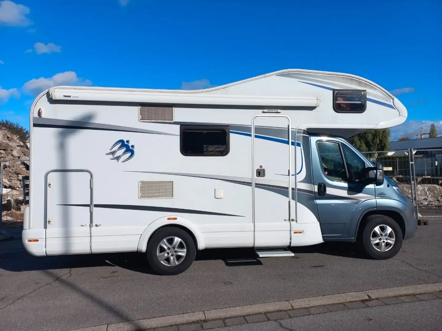 Caravans-Wohnm Knaus Knaus Sky Traveller 600 Weiß - 2