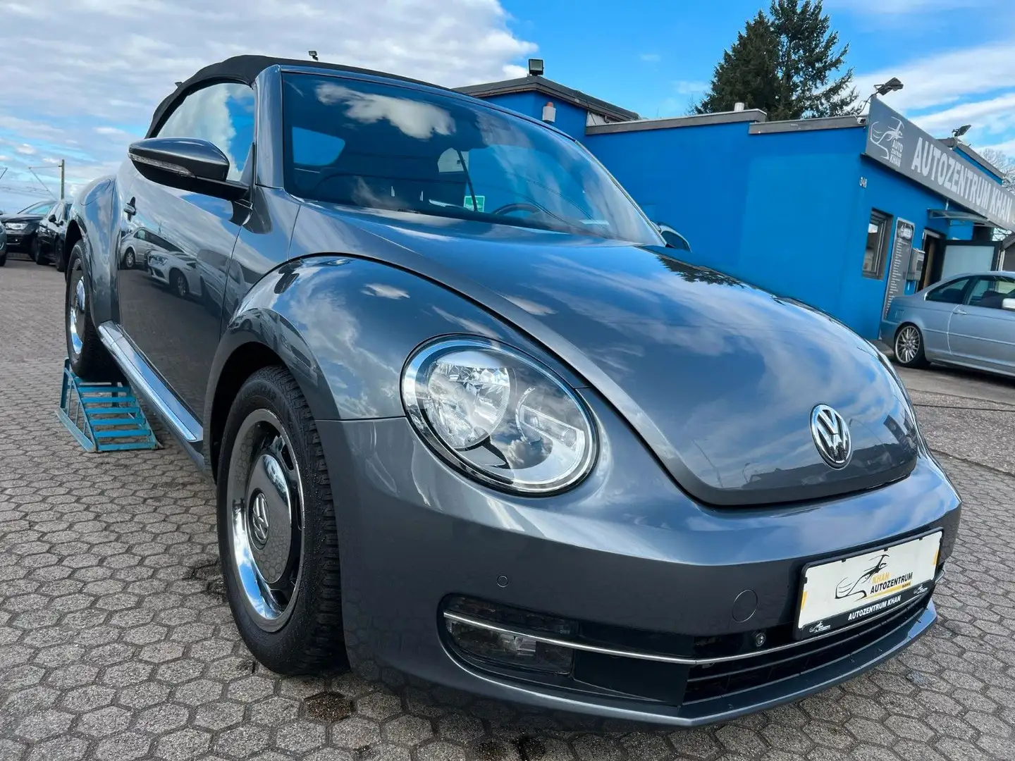 Volkswagen Beetle Cabriolet Cup BMT Grau - 1