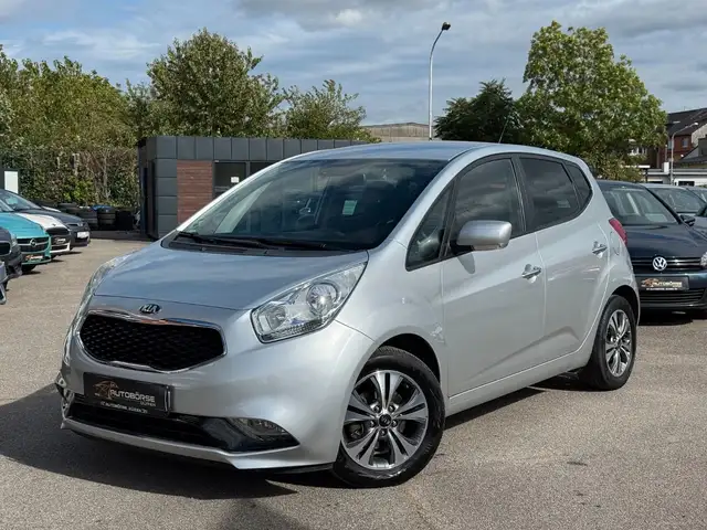 Kia Venga Spirit Navi/PDC/Cam/BLT