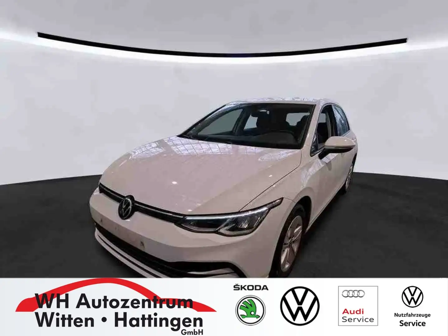 Volkswagen Golf VIII 1.5 l TSI Life NAVI LED SITZHZG PDC ACC Weiß - 1