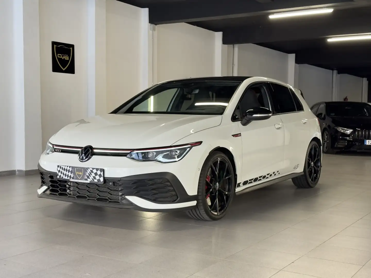 Volkswagen Golf GTI 2.0 TSI Clubsport DSG 221kW Wit - 1
