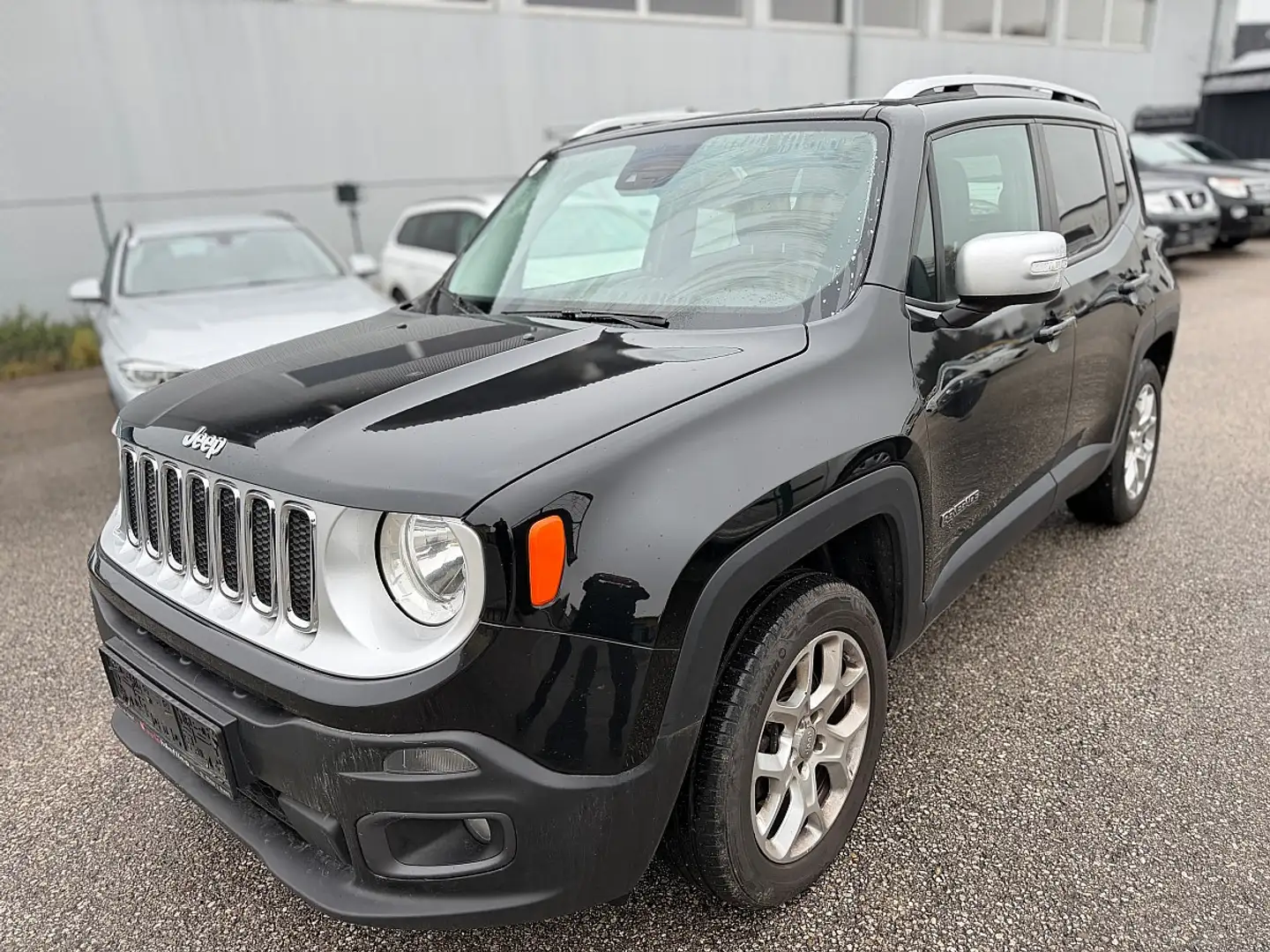 Jeep Renegade AWD Schwarz - 1