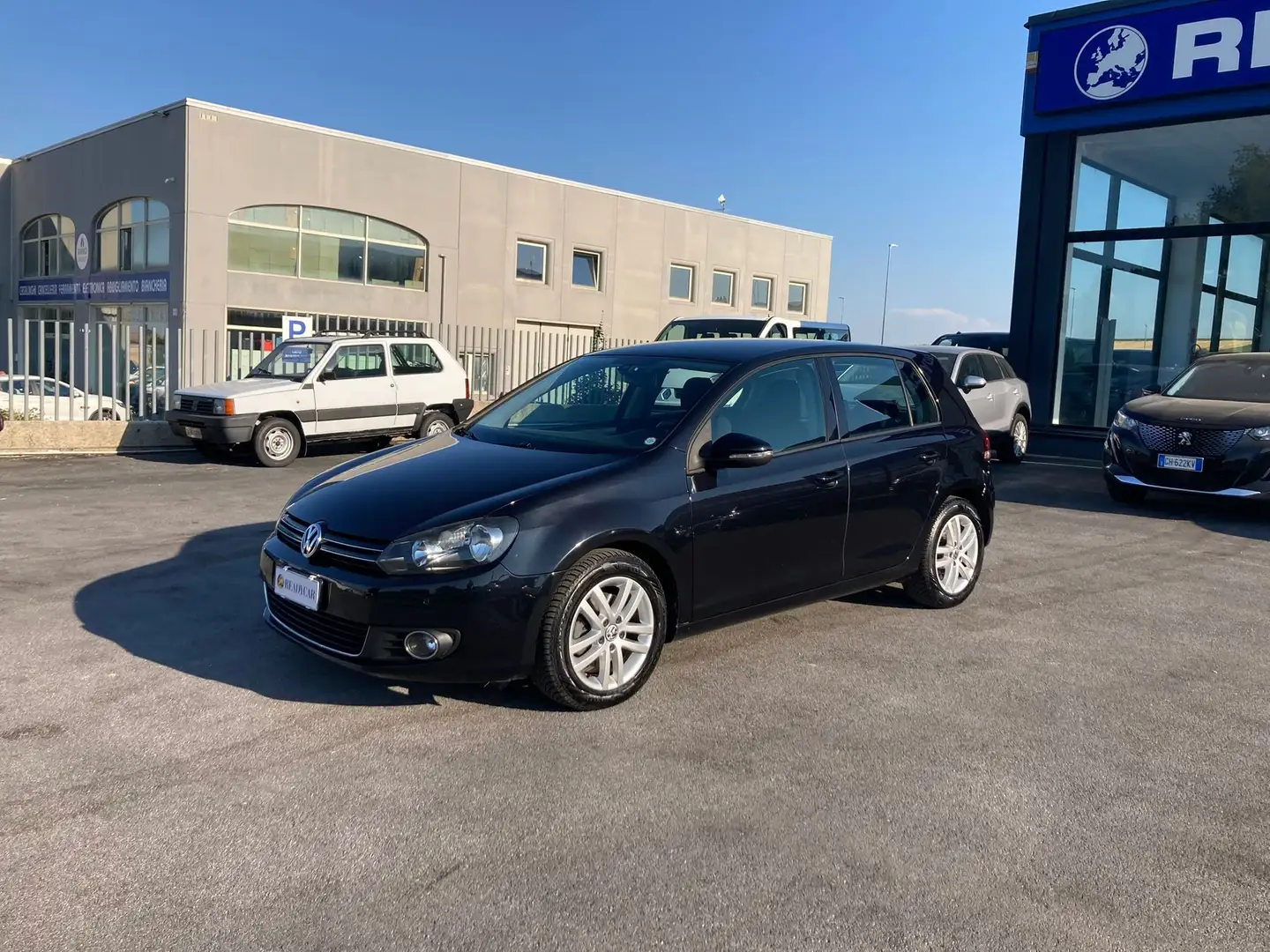 Volkswagen Golf VI 2008 5p 2.0 tdi Highline 140cv dsg Nero - 2