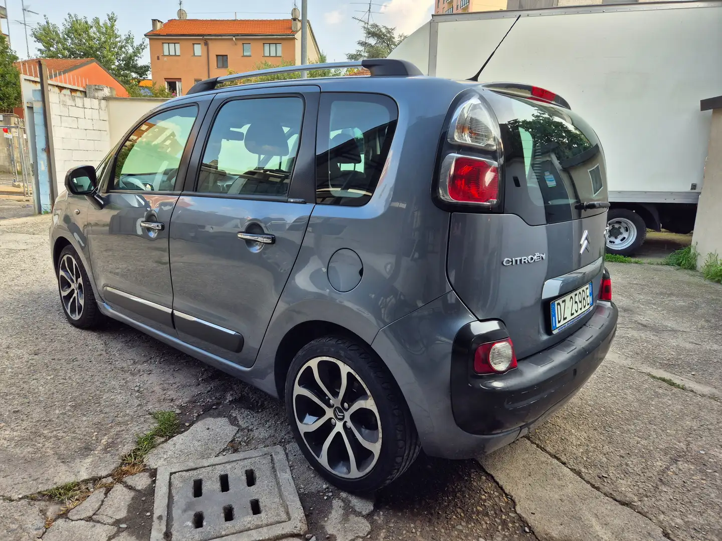 Citroen C3 C3 Picasso Picasso 1.4 vti 16v Exclusive Style Grigio - 2