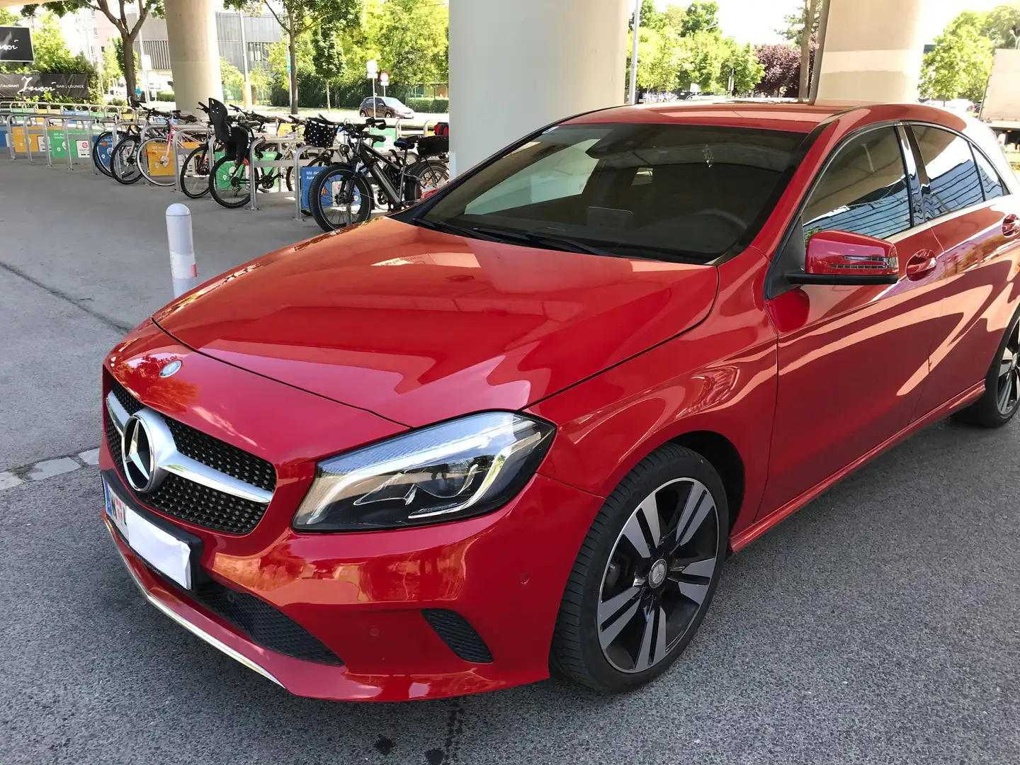 Mercedes-Benz A 160 A 160 d Rot - 2