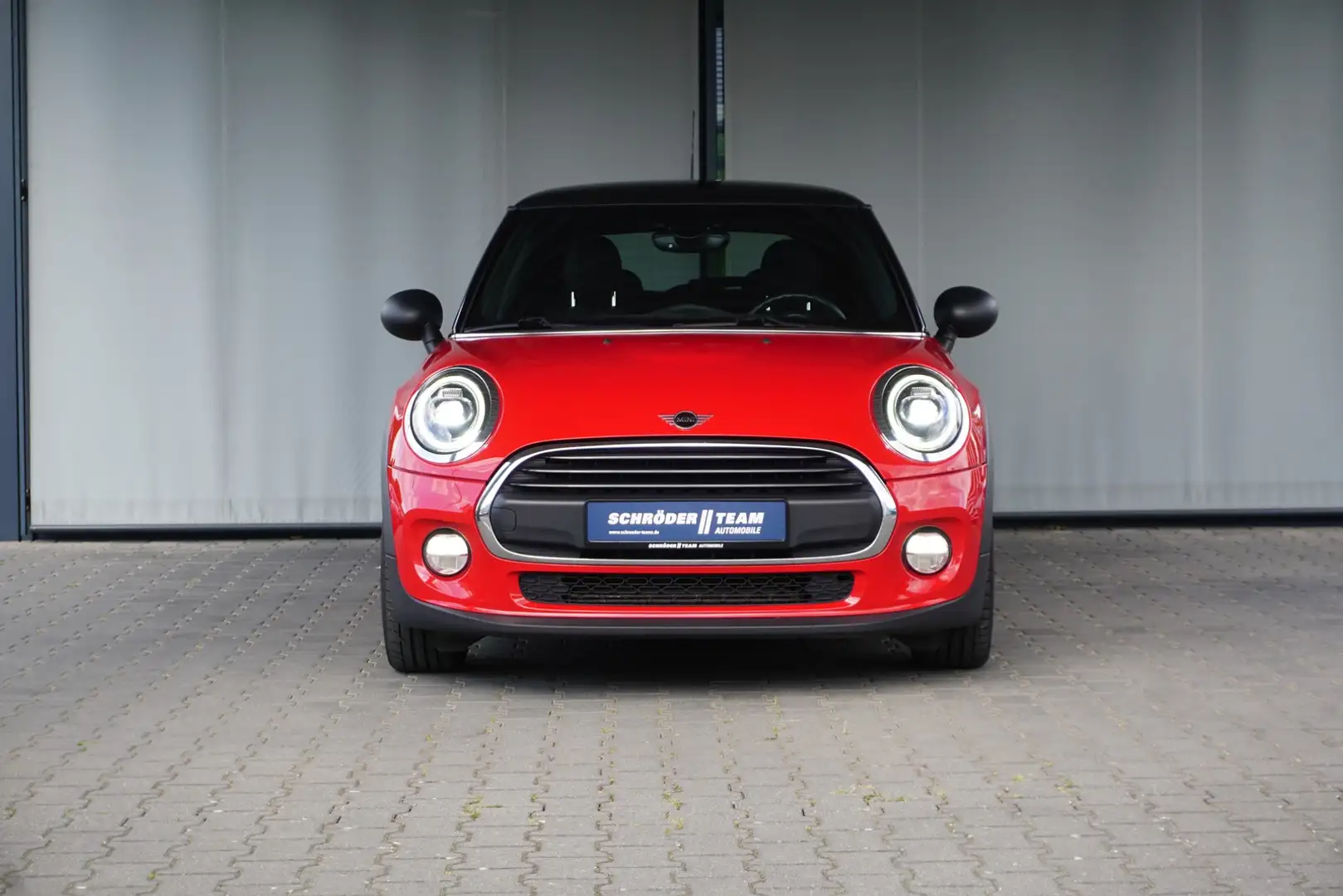 MINI One 1.5 LED Klimaaut. SHZ MFL Rot - 2