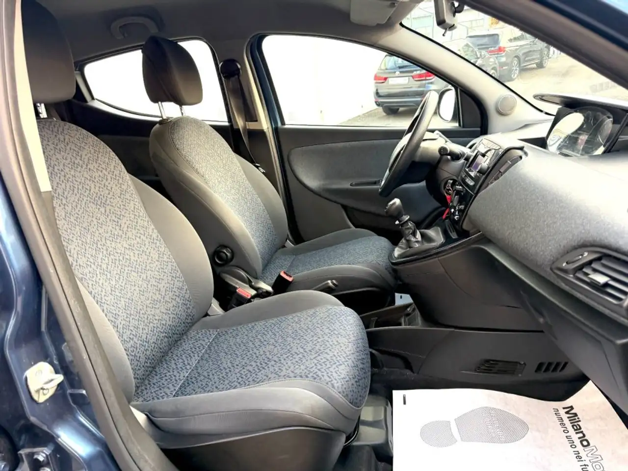 Lancia Ypsilon 2021 — фото 13