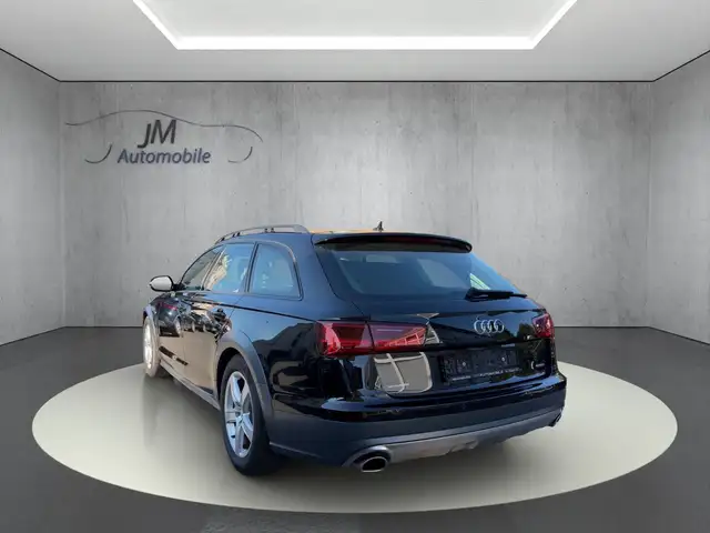 Audi A6 Allroad view 2