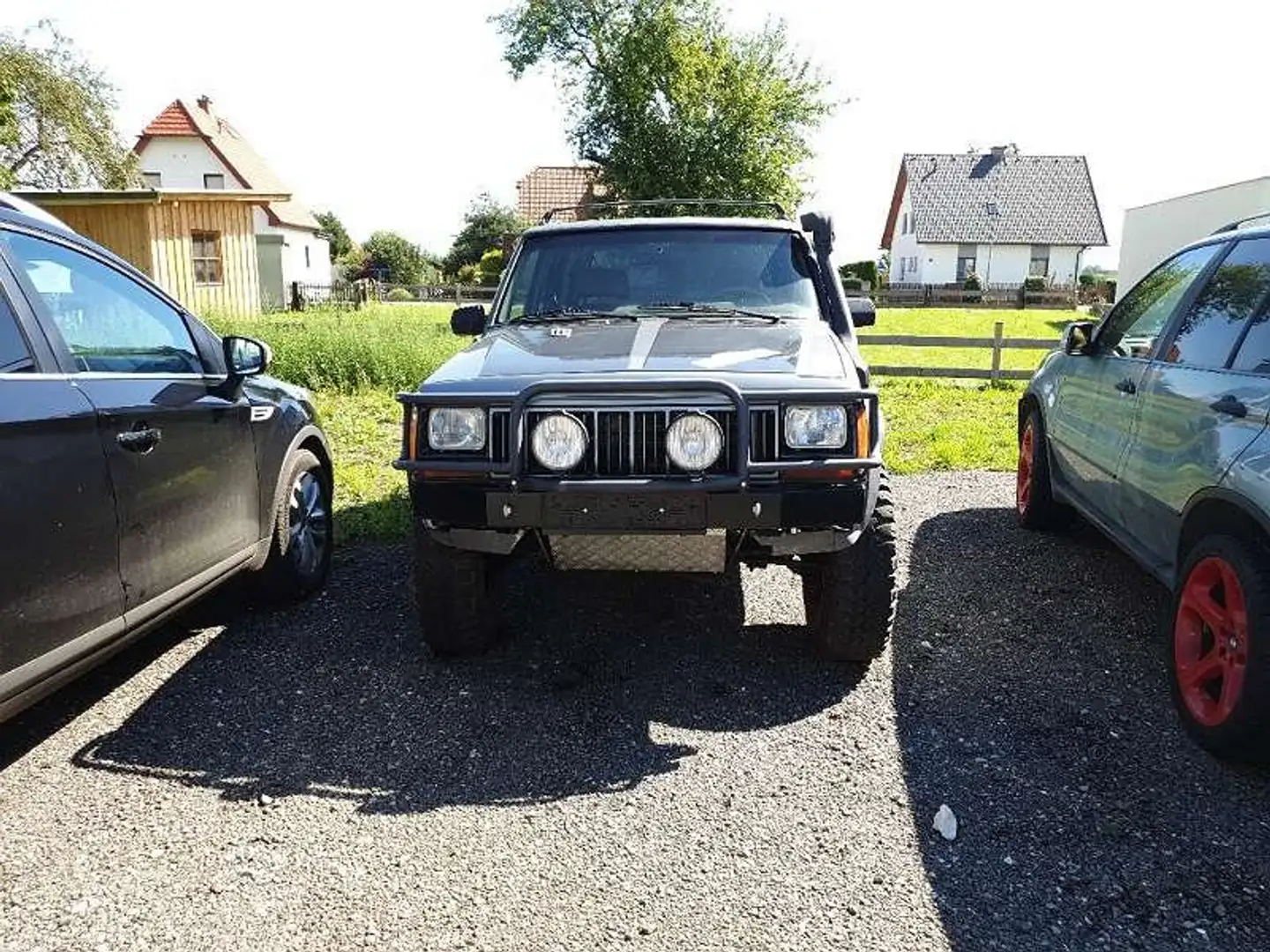 Jeep Cherokee Cherokee 4,0 Limited Aut. Gris - 1