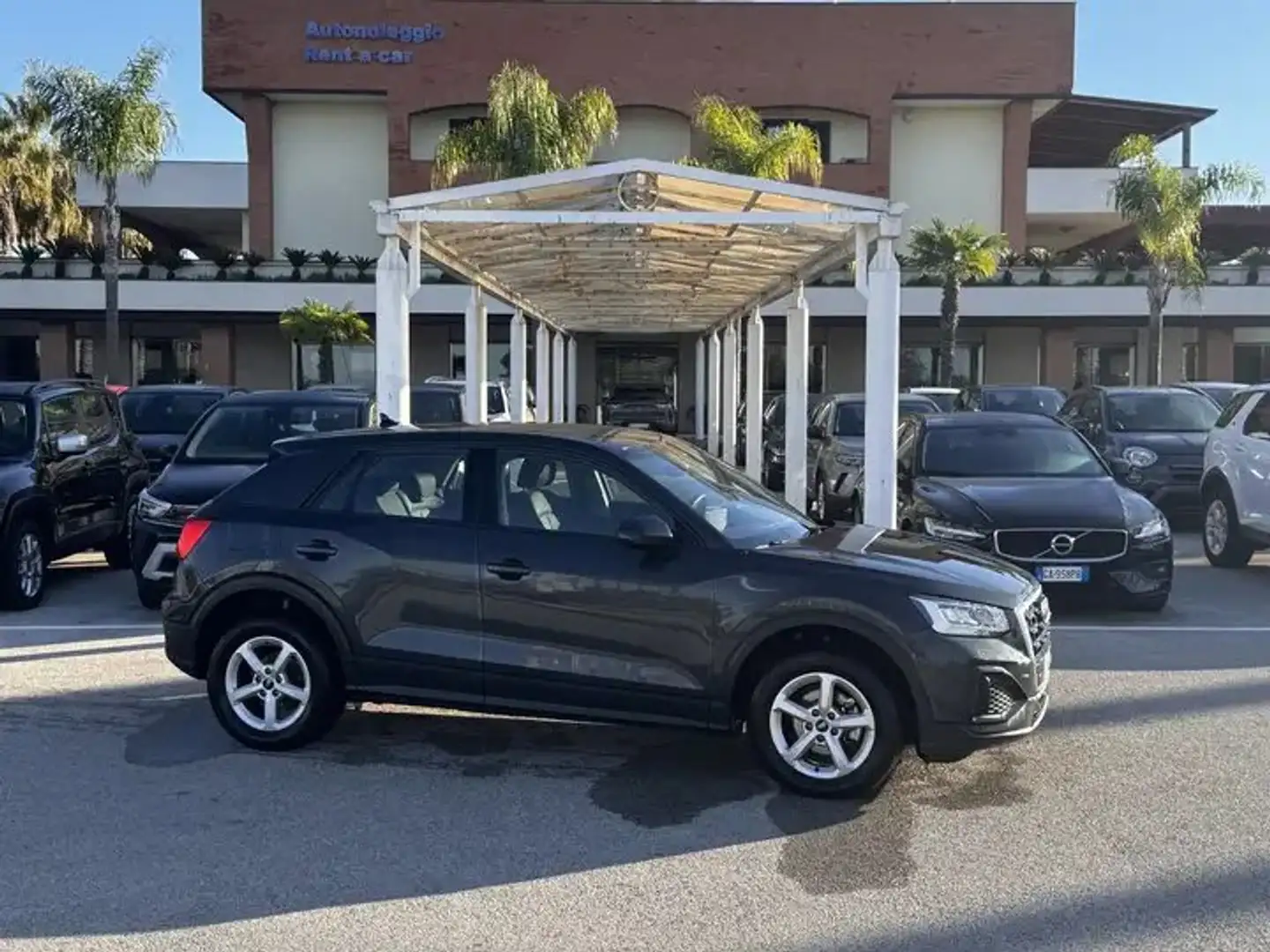 Audi Q2 30 2.0 tdi Business Plus s-tronic Grigio - 1