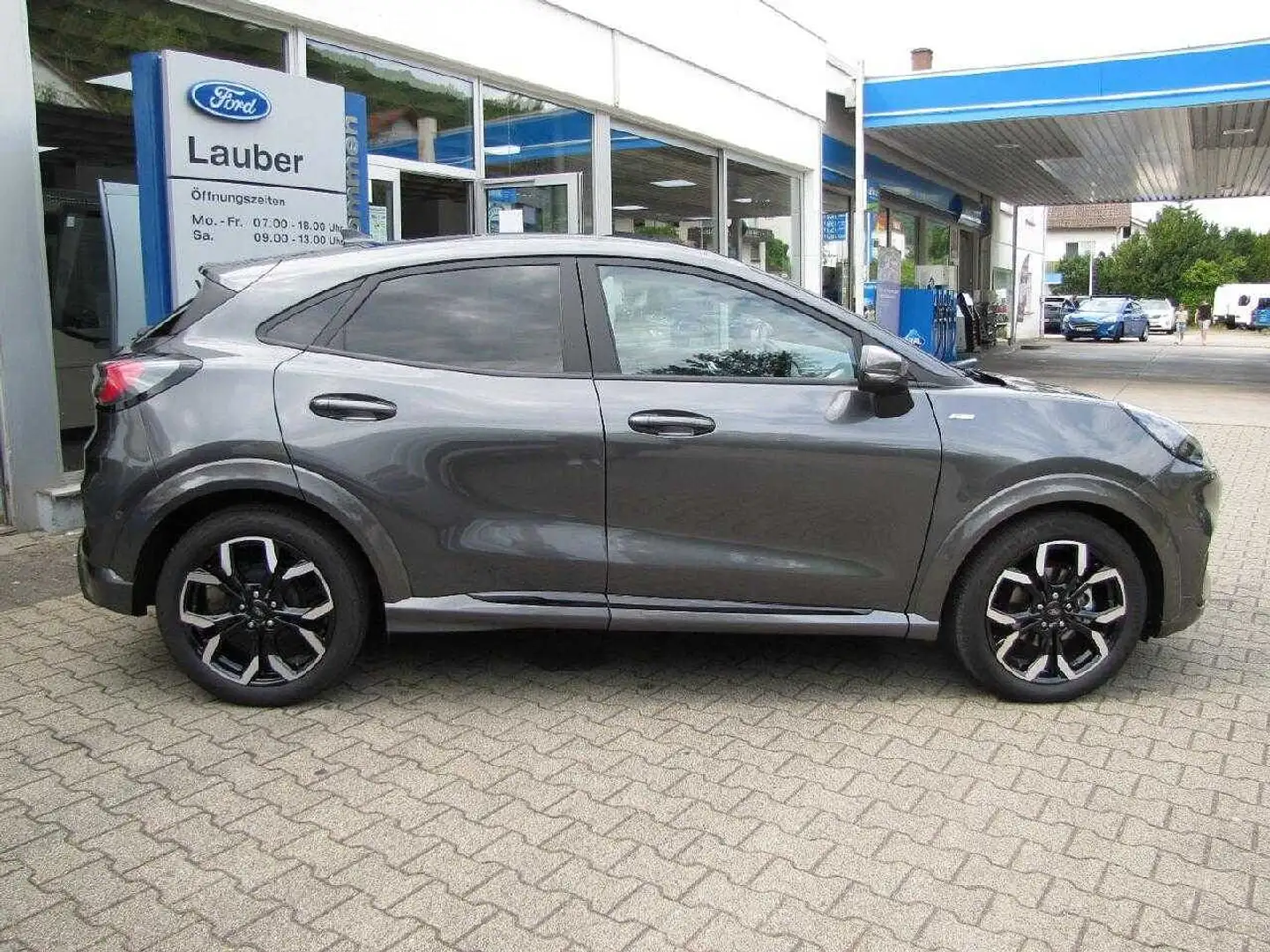 Ford Puma Hybrid ST-Line X Grau - 2
