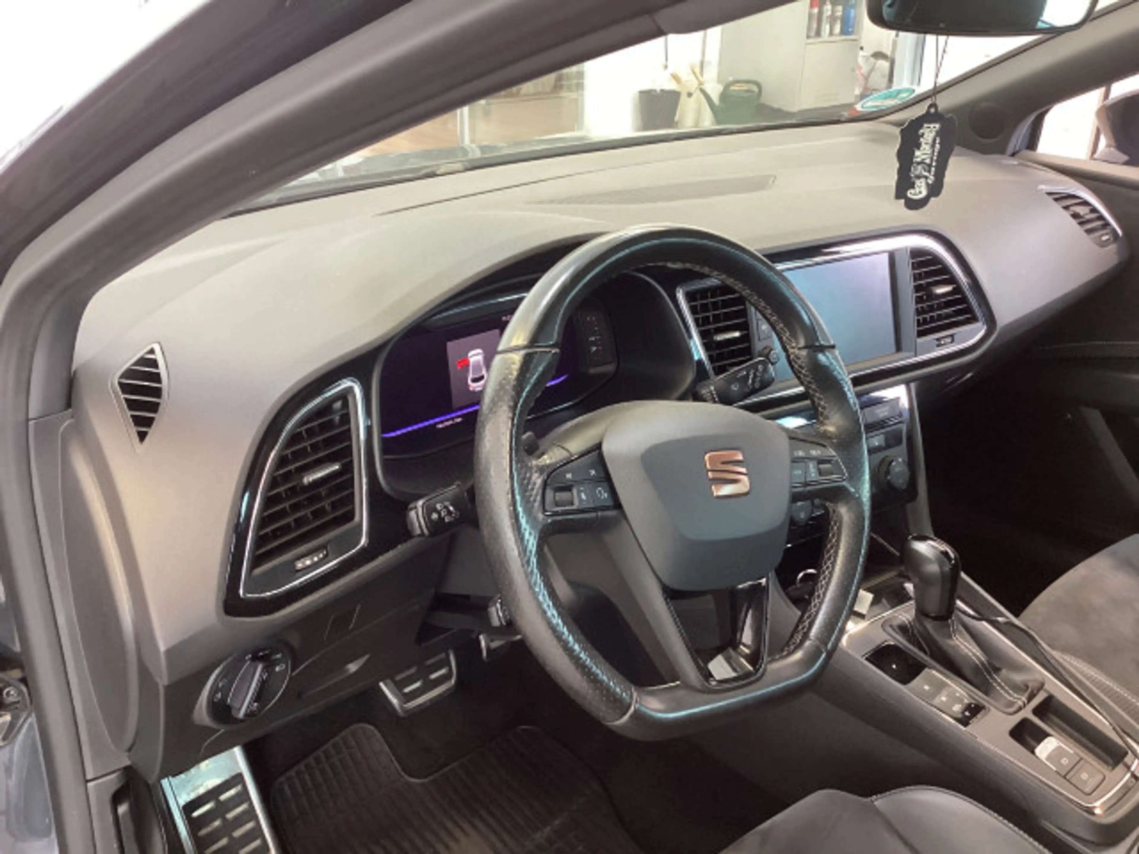 SEAT Leon ST Cupra 2.0TSI DSG 4Drive Navi ACC Beats C — photo 6