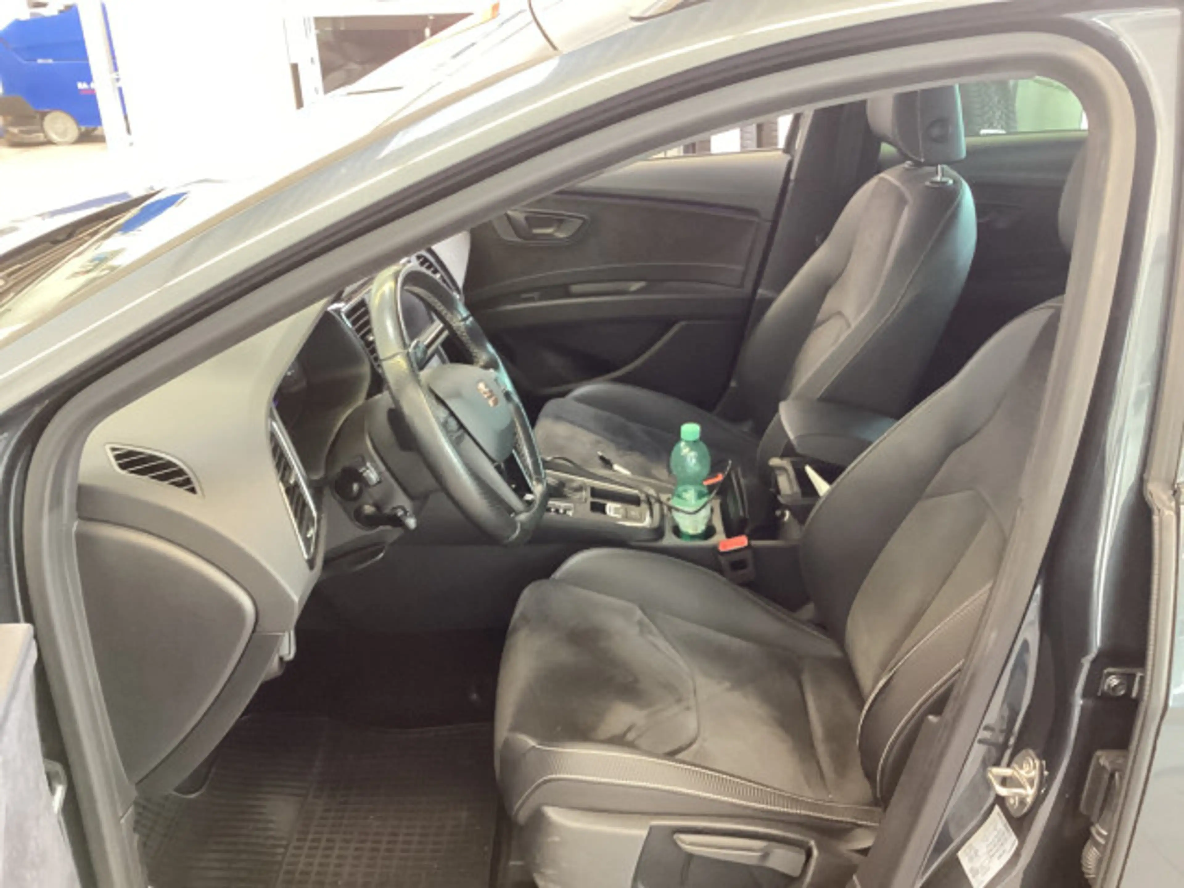 SEAT Leon ST Cupra 2.0TSI DSG 4Drive Navi ACC Beats C — photo 5